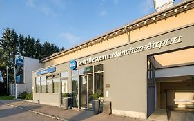 Best Western Hotel München Airport  4*